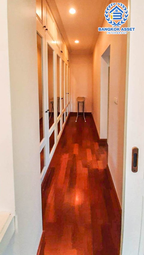 *****บ้านเดี่ยวมือสองย่านนนทบุรี ม.ลัดดารมย์ ราชพฤกษ์-รัตนาธิเบศร์2 เนื้อที่กว้างขวางมากถึง 112.50 ตร.ว.  ฟังก์ชัน 5 ห้องนอน 5 ห้องน้ำ ที่จอดรถ 2 คัน บนทำเลแห่งการเดินทาง เชื่อมต่อถนนราชพฤกษ์